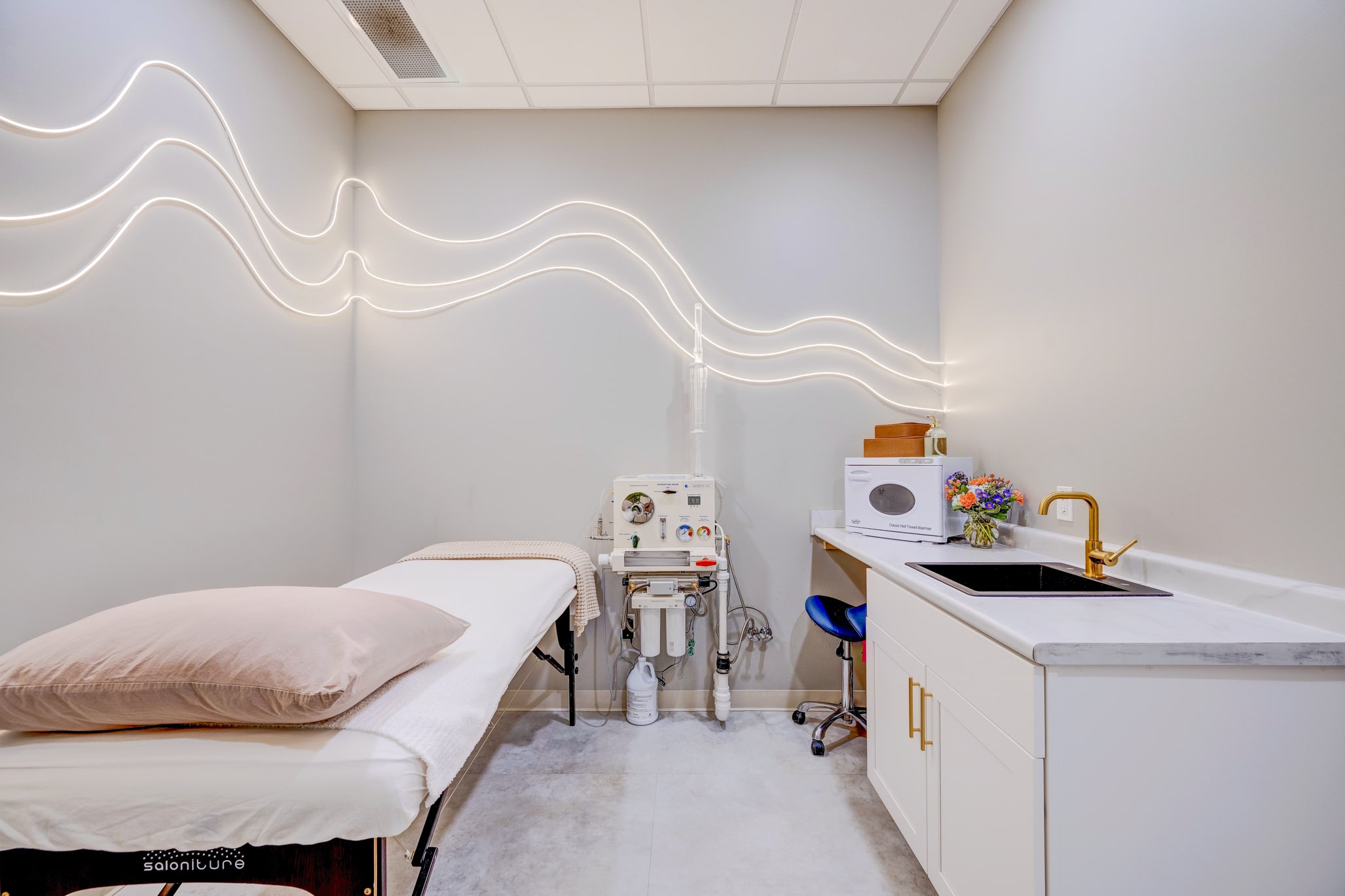 colon hydrotherapy center in Milwaukee